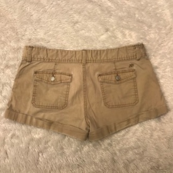 AEROPOSTALE stretch khaki shorts - Picture 4 of 5